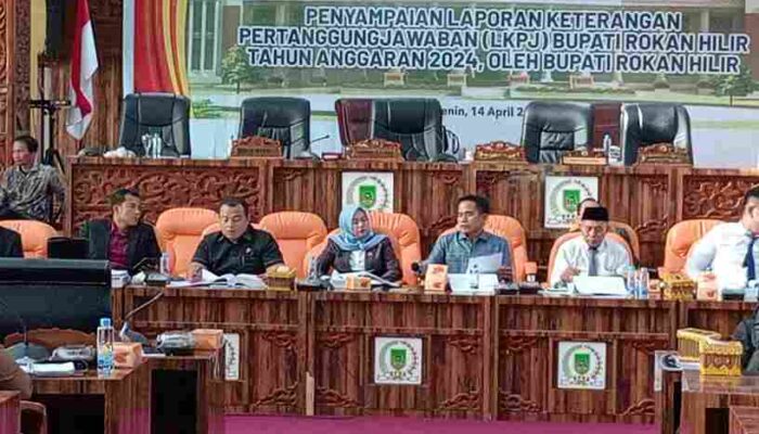 Melalui Rapat Paripurna DPRD, Pemkab Rohil Ekspos Terkait LKPJ Bupati TA 2024
