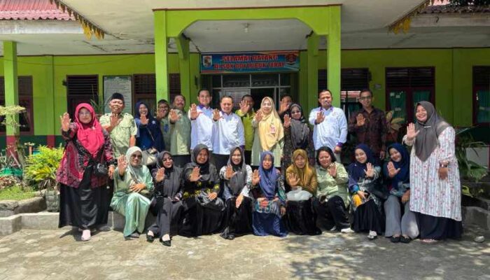 Komnas PA Pelalawan Sosialisasikan Perlindungan Anak untuk Kepala Sekolah se-Bandar Petalangan