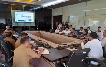 Tekan Abrasi, Bupati Zukri Siapkan Perda Wajib Tanam Pohon bagi Pemilik Lahan Sawit di Pinggir Sungai