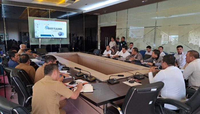 Tekan Abrasi, Bupati Zukri Siapkan Perda Wajib Tanam Pohon bagi Pemilik Lahan Sawit di Pinggir Sungai