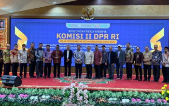 Bupati Zukri Hadiri Kunker Komisi II DPR RI, Dorong Penguatan Peran BUMD di Riau