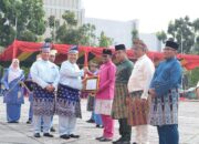Bupati Pelalawan Terima PPD Terbaik I pada HUT ke-69 Provinsi Riau, Program Santunan Anak Yatim Jadi Sorotan